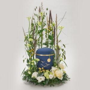 Nr. 50D Urnedekorasjon, nyanser i hvit